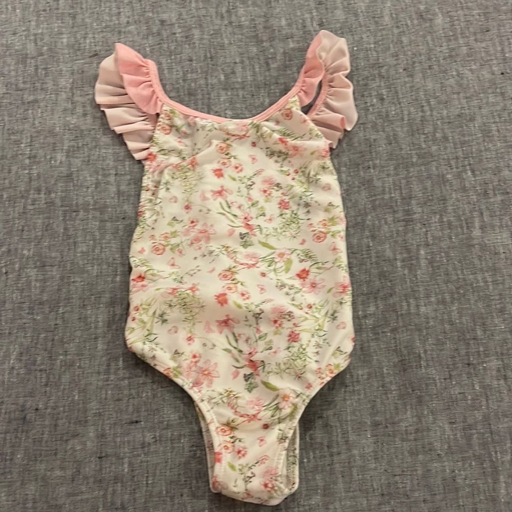 Little girl swimsuit